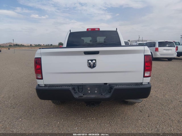 3C6RR6KG8LG253598 RAM 1500 Classic Tradesman 4x2 5&#039;7 Box