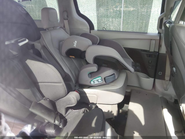 Продажа на аукционе авто 2017 Chrysler Pacifica Touring-l Plus, vin: 2C4RC1EGXHR745608, номер лота: 45515552