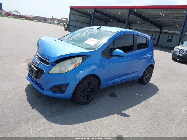 Chevrolet Spark 1lt Auto 2014 KL8CD6S93EC552283 Image 2