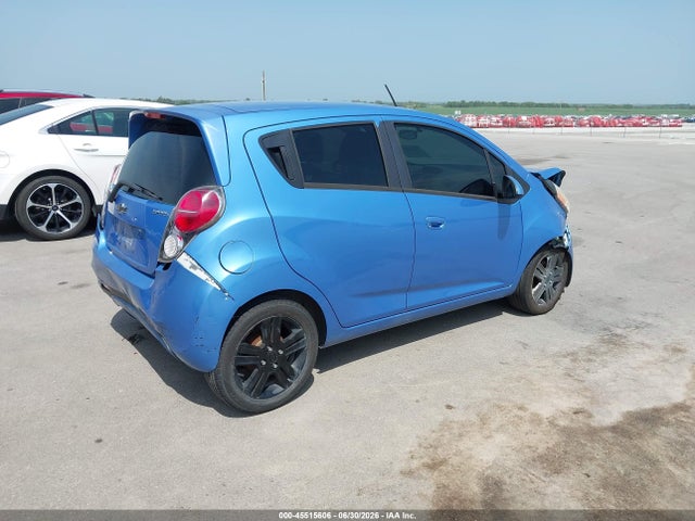 Chevrolet Spark 1lt Auto 2014 KL8CD6S93EC552283 Image 4