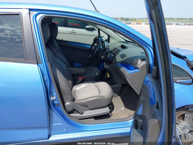 Chevrolet Spark 1lt Auto 2014 KL8CD6S93EC552283 Image 5