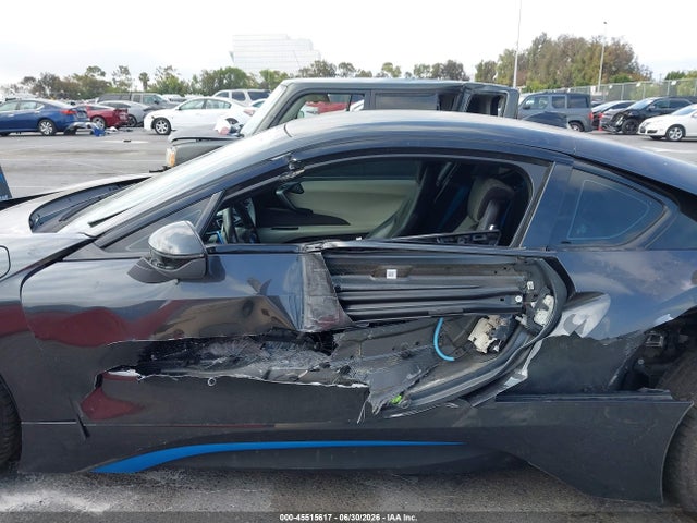 WBY2Z2C57EVX64549 BMW I8