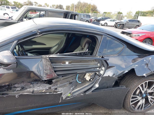 WBY2Z2C57EVX64549 BMW I8