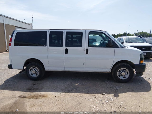 1GAWGEFP9L1255972 Chevrolet Express Passenger Rwd 2500 Regular Wheelbase Ls