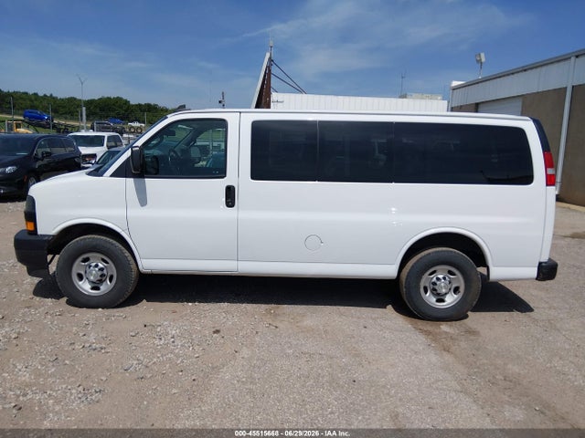 1GAWGEFP9L1255972 Chevrolet Express Passenger Rwd 2500 Regular Wheelbase Ls