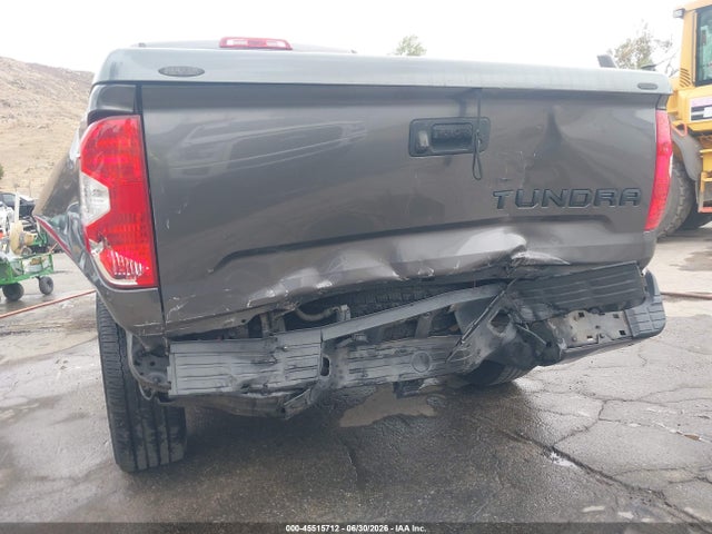 5TFDY5F1XKX848405 Toyota Tundra Sr5 5.7l V8
