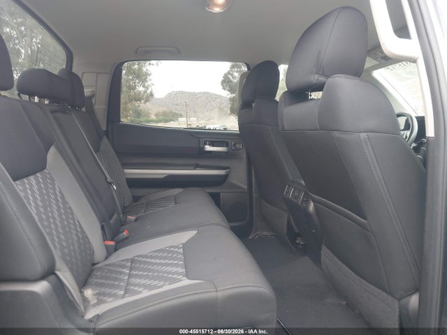 5TFDY5F1XKX848405 Toyota Tundra Sr5 5.7l V8