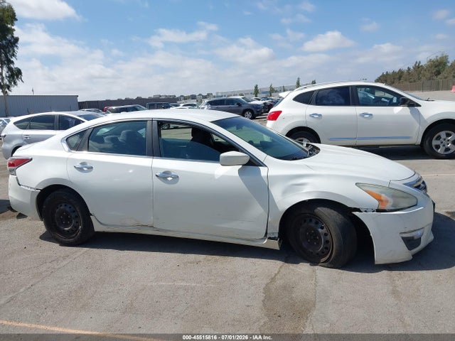 Nissan Altima 2.5 S 2014 1N4AL3AP0EN231263 Image 14