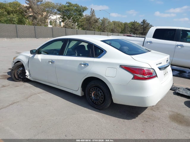 Nissan Altima 2.5 S 2014 1N4AL3AP0EN231263 Image 3