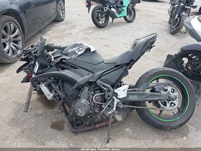 Kawasaki Ex650 J 2019 JKAEXEJ18KDA03615 Image 12