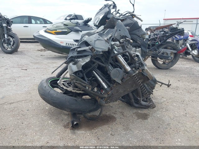 Kawasaki Ex650 J 2019 JKAEXEJ18KDA03615 Image 5