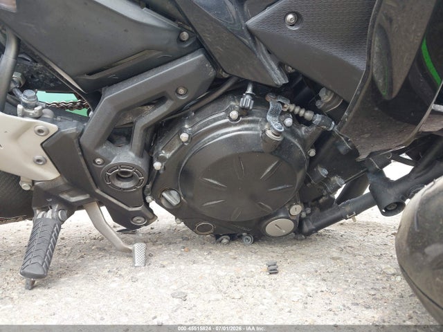 Kawasaki Ex650 J 2019 JKAEXEJ18KDA03615 Image 8