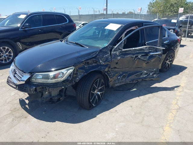 Honda Accord Sport 2015 1HGCR2F52FA002631 Image 2