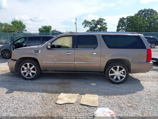 Продаж на аукціоні авто 2007 Cadillac Escalade Esv Standard, vin: 1GYFK66897R301208, номер лоту: 45515896