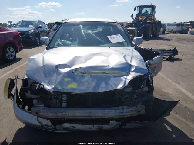 Auction sale of the 2002 Honda Accord 3.0 Lx, vin: 1HGCG16402A015377, lot number: 45515910