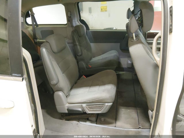 2010 Chrysler Town & Country Touring მანქანა იყიდება აუქციონზე, vin: 2A4RR5D18AR350622, აუქციონის ნომერი: 45515924