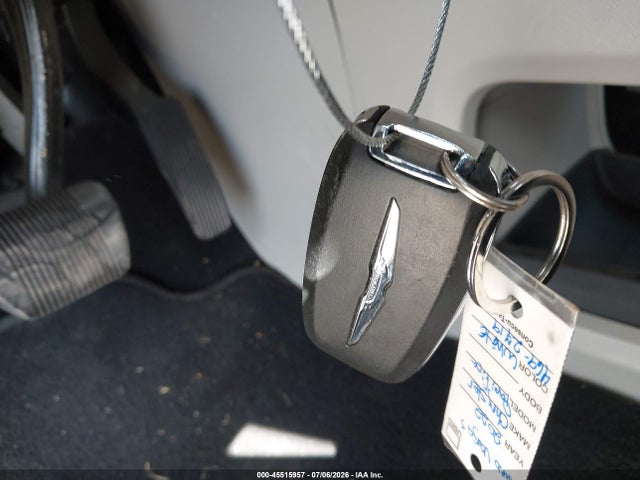 Chrysler Pacifica Hybrid Limited 2022 2C4RC1S76NR100910 Image 11