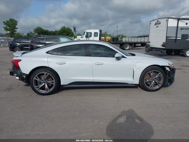 WAUFJBFW1R7004445 Audi E-tron Gt Premium Plus Quattro
