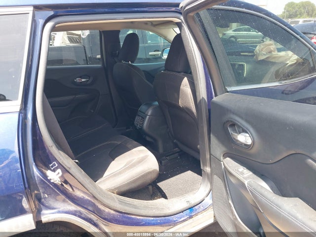 Продажа на аукционе авто 2015 Jeep Cherokee Latitude, vin: 1C4PJLCB8FW677720, номер лота: 45515994