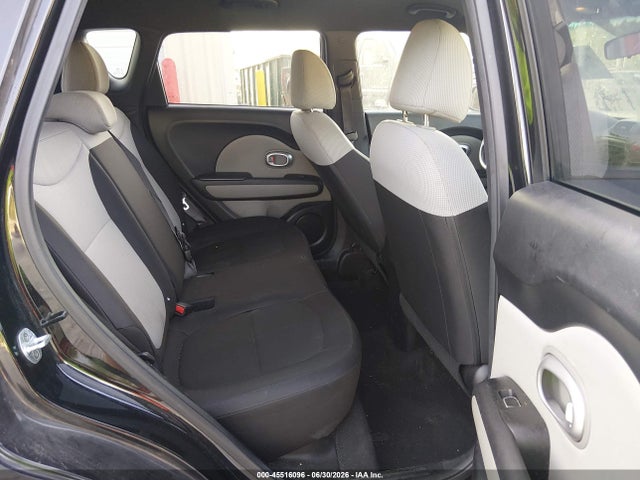 KNDJN2A26J7890305 KIA Soul