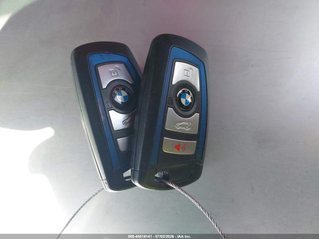 BMW 340i Xdrive 2016 WBA8B7G53GNT95244 Image 11