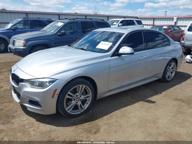 BMW 340i Xdrive 2016 WBA8B7G53GNT95244 Image 2