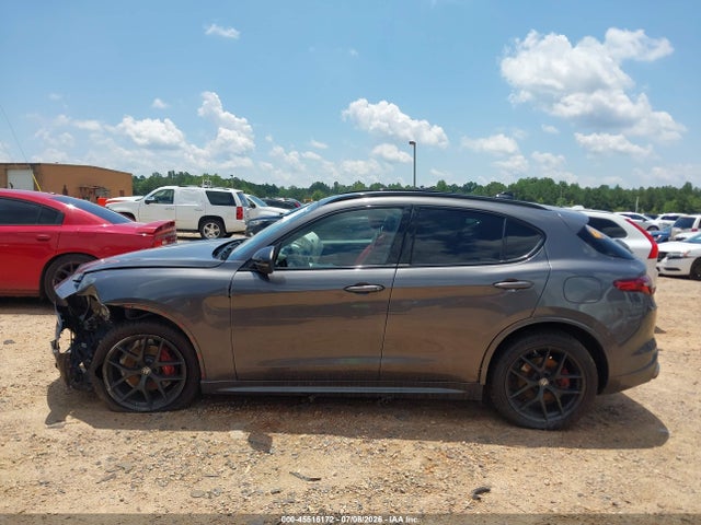 45516172 :رقم المزاد ، ZASPAKBN5M7D09774 vin ، 2021 Alfa Romeo Stelvio Ti Awd مزاد بيع