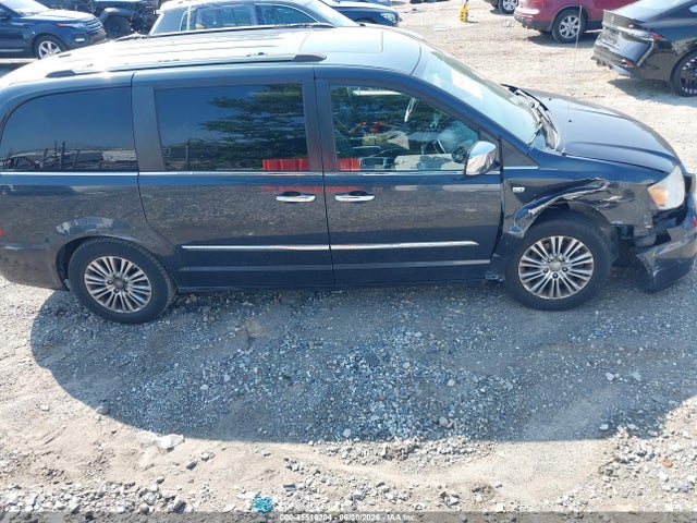 Продажа на аукционе авто 2014 Chrysler Town & Country Touring-l 30th Anniversary, vin: 2C4RC1CG3ER417915, номер лота: 45516204
