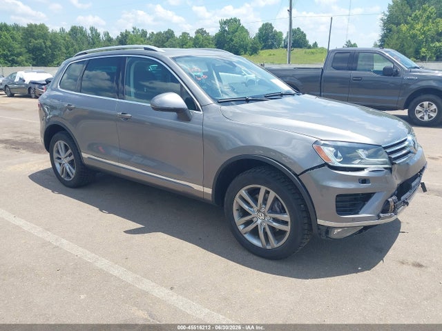 2016 Volkswagen Touareg Tdi Lux მანქანა იყიდება აუქციონზე, vin: WVGEP9BP8GD004960, აუქციონის ნომერი: 45516212