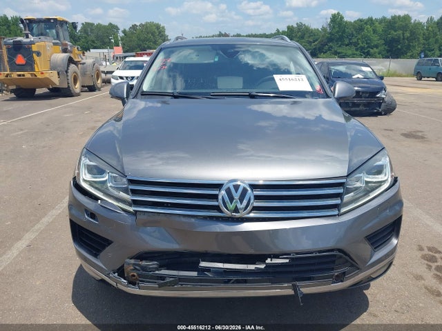Aukcja sprzedaży 2016 Volkswagen Touareg Tdi Lux, vin: WVGEP9BP8GD004960, numer aukcji: 45516212