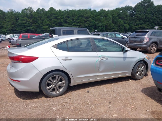 45516246 :رقم المزاد ، 5NPD84LF2HH162972 vin ، 2017 Hyundai Elantra Se مزاد بيع