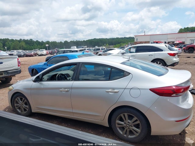 45516246 :رقم المزاد ، 5NPD84LF2HH162972 vin ، 2017 Hyundai Elantra Se مزاد بيع