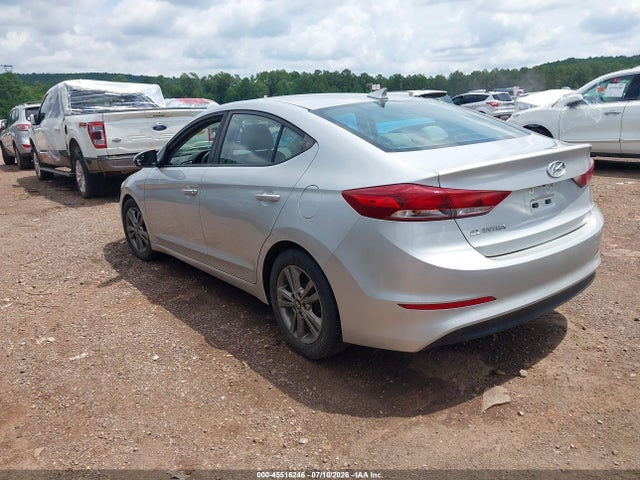 45516246 :رقم المزاد ، 5NPD84LF2HH162972 vin ، 2017 Hyundai Elantra Se مزاد بيع