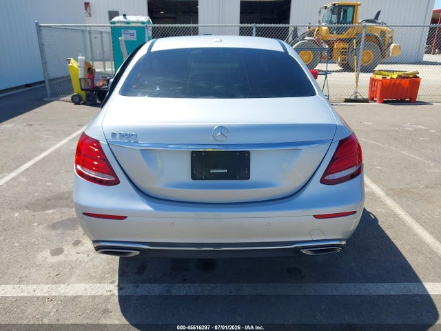 WDDZF4JBXHA194013 Mercedes-Benz E 300