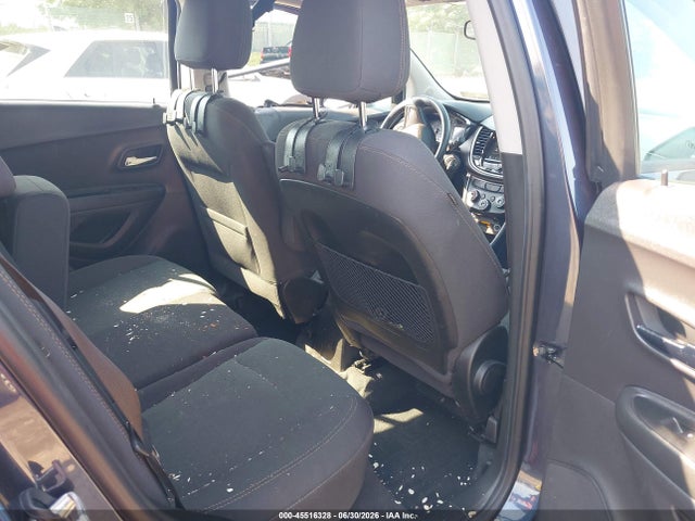 3GNCJKSB9KL175686 Chevrolet TRAX LS