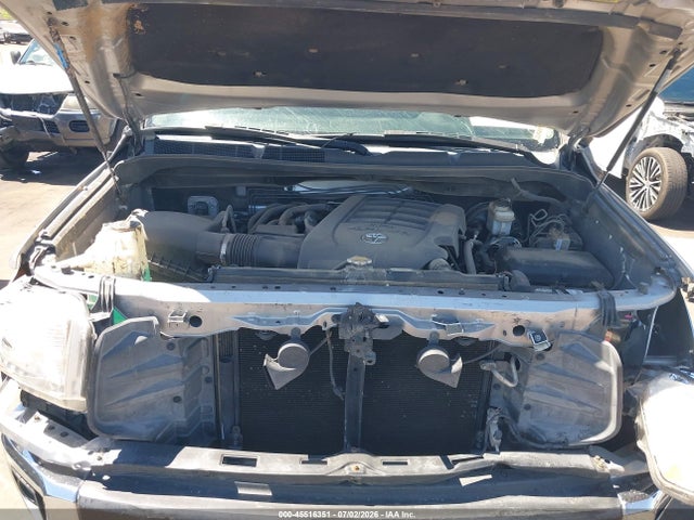5TFDM5F17GX065271 Toyota Tundra Sr5 4.6l V8