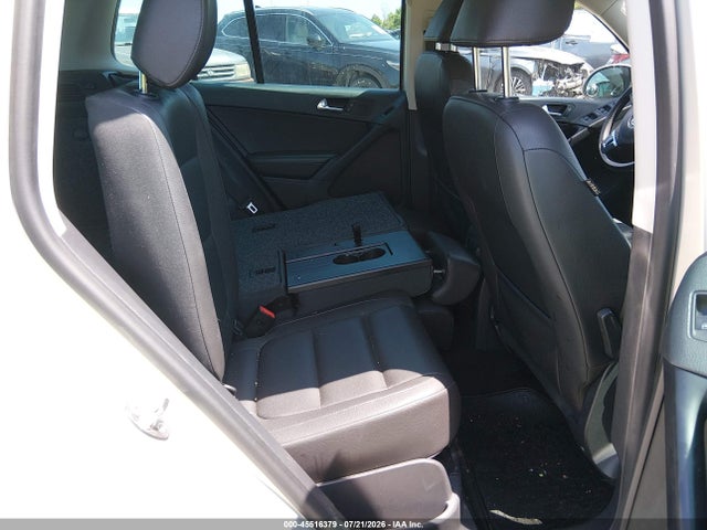 WVGBV3AX9EW606615 Volkswagen TIGUAN SE