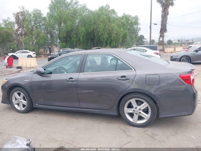 4T1BD1FK5EU133960 Toyota Camry Hybrid Se Limited Edition
