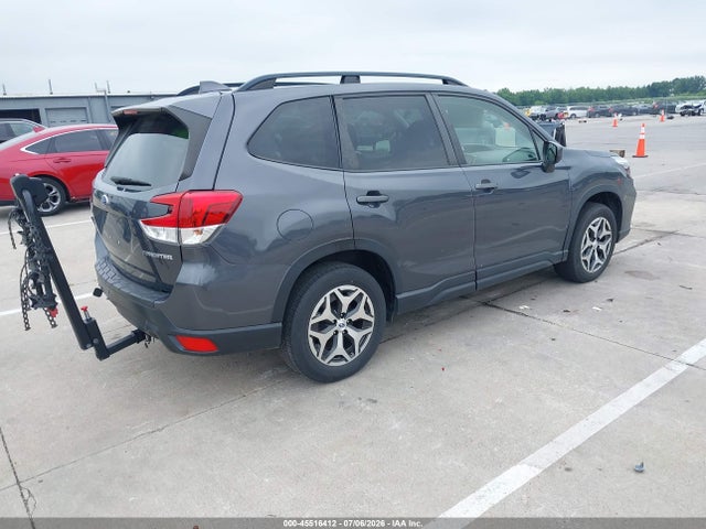 2020 Subaru Forester Premium მანქანა იყიდება აუქციონზე, vin: JF2SKAJC3LH584130, აუქციონის ნომერი: 45516412