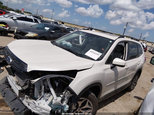 2023 Subaru Forester Premium მანქანა იყიდება აუქციონზე, vin: JF2SKAEC4PH464899, აუქციონის ნომერი: 45516559