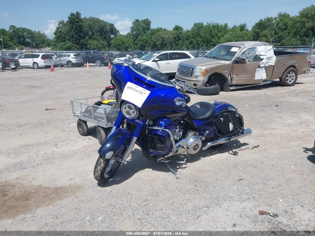 Harley-Davidson Flhxse Cvo Street Glide 2017 1HD1PXF12HB961237 Image 2