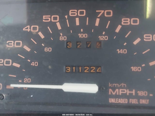 45516593 :رقم المزاد ، JM2UF3117H0605018 vin ، 1987 Mazda B2000 Cab Plus مزاد بيع