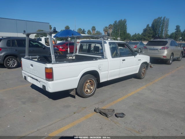 45516593 :رقم المزاد ، JM2UF3117H0605018 vin ، 1987 Mazda B2000 Cab Plus مزاد بيع
