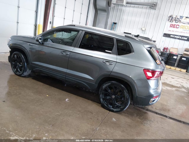 3VVLX7B24NM094146 Volkswagen Taos 1.5t Se