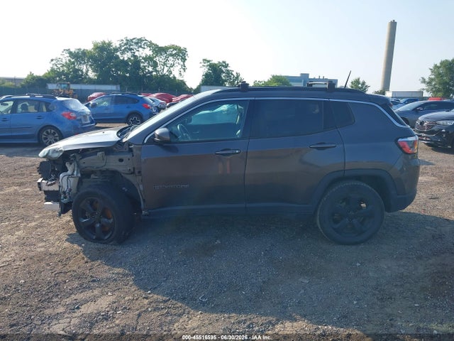 Jeep Compass Latitude 4x4 2018 3C4NJDBBXJT479637 Image 13