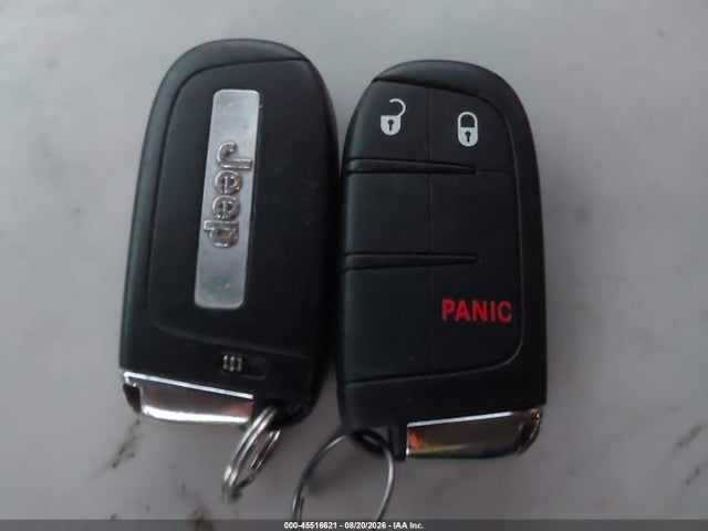 3C4NJDBB6JT206291 Jeep Compass Latitude 4x4