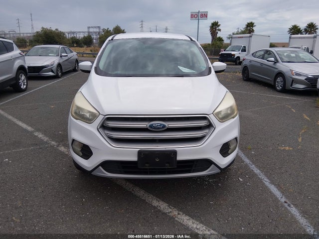 Ford ESCAPE SE 2017 1FMCU9GD0HUE50195 Image 16
