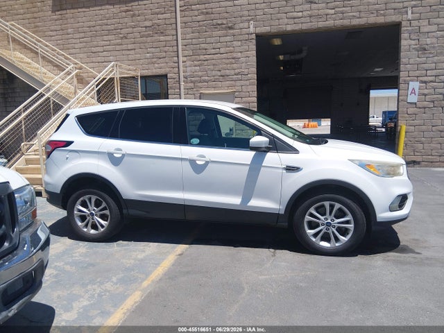 Ford ESCAPE SE 2017 1FMCU9GD0HUE50195 Image 17
