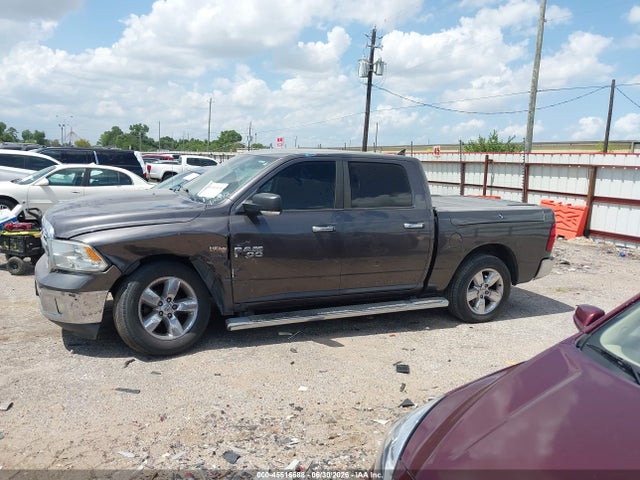 45516688 :رقم المزاد ، 1C6RR6LT9FS567625 vin ، 2015 Ram 1500 Lone Star مزاد بيع
