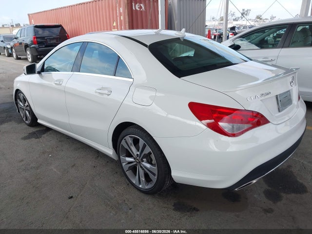 WDDSJ4EB3KN753086 Mercedes-Benz CLA 250